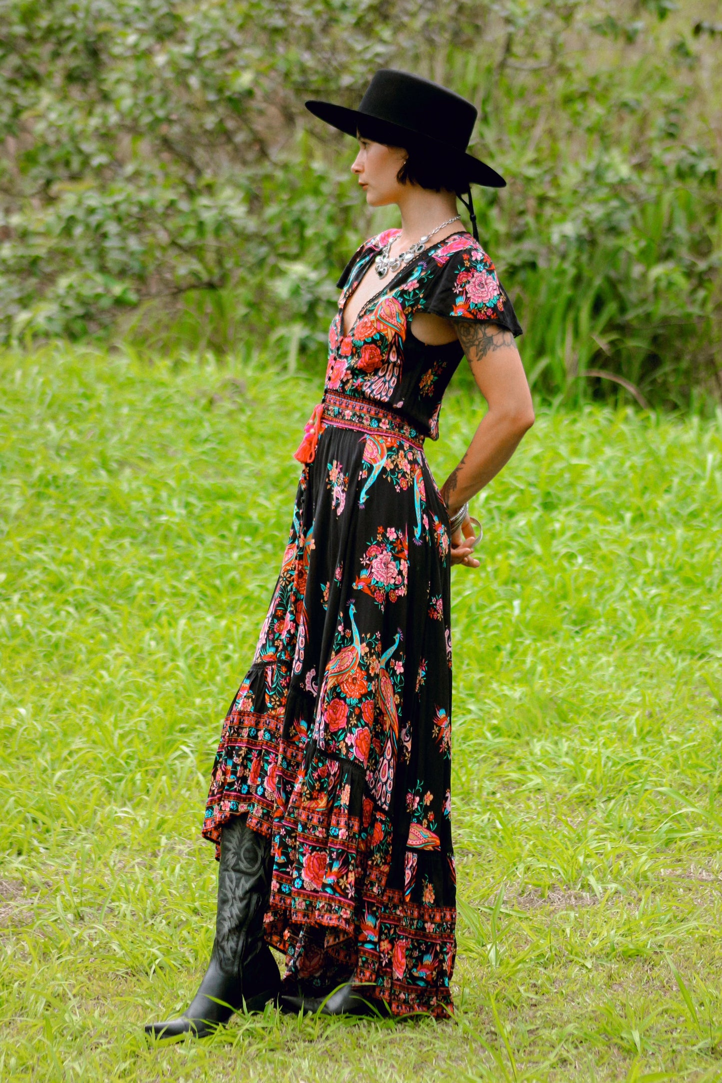 Hotel Paradiso Jet Gown