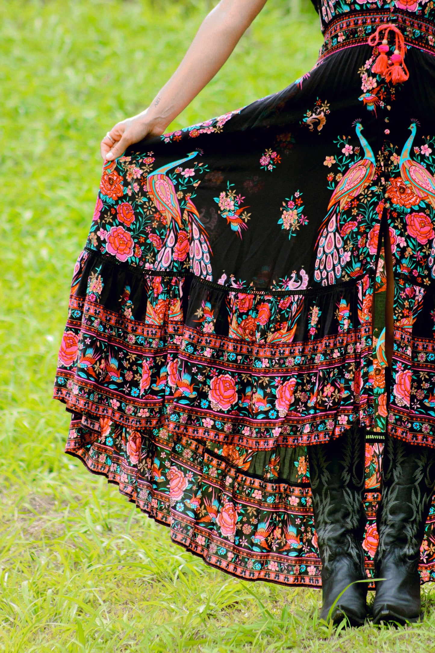 Hotel Paradiso Jet Gown