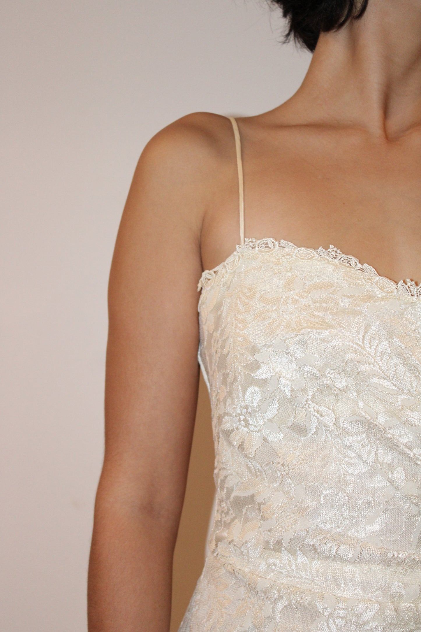 1980s White Lace Rouched Sweatheart Dress