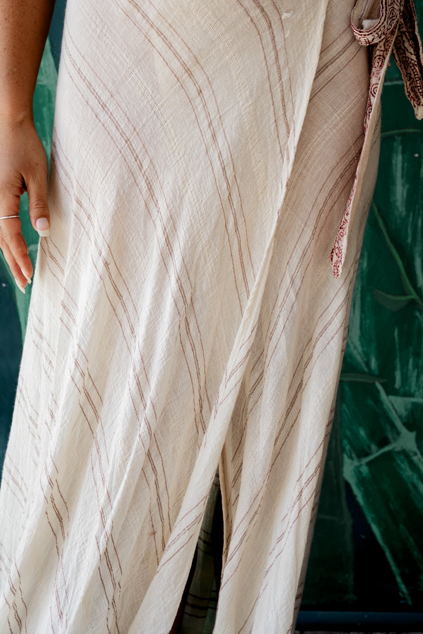 1970's White Cotton Wrap Skirt