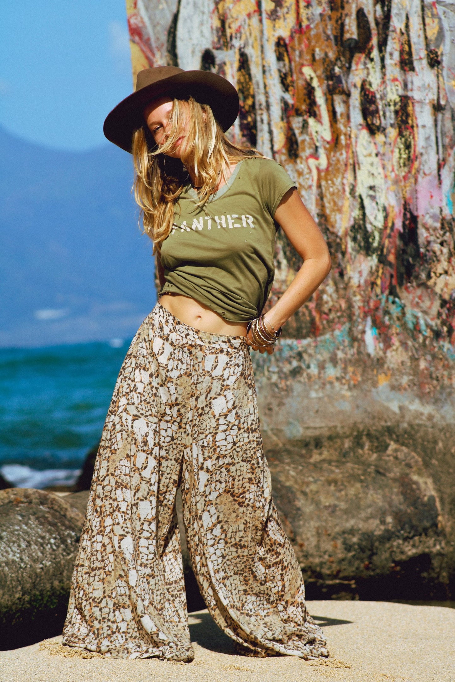 Aloha Python Jets Pants