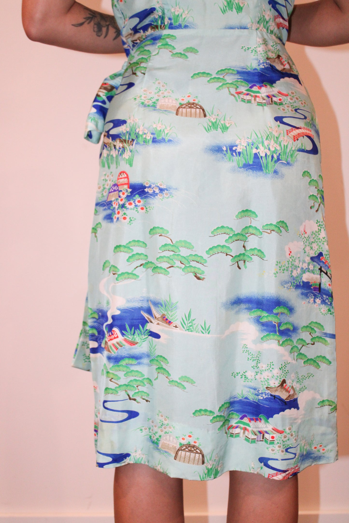 1940s Rayon Pagoda Print Wrap Midi Sleeveless Dress