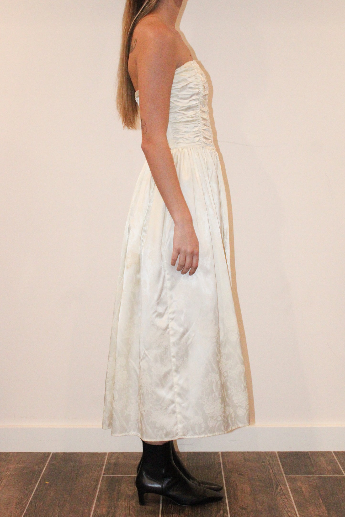 1970s Gunne Sax White Rouched Party Dress