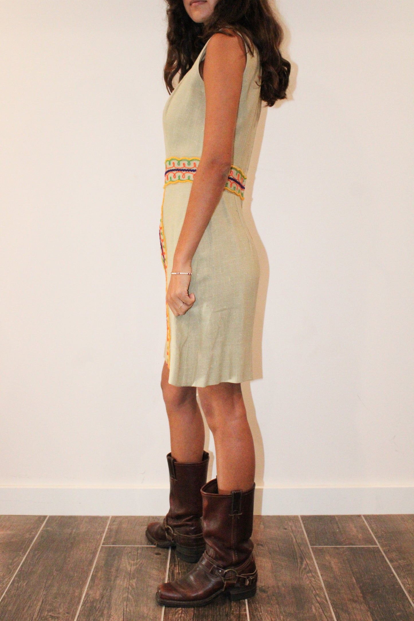 1970s Beige Sleeveless Mini Dress