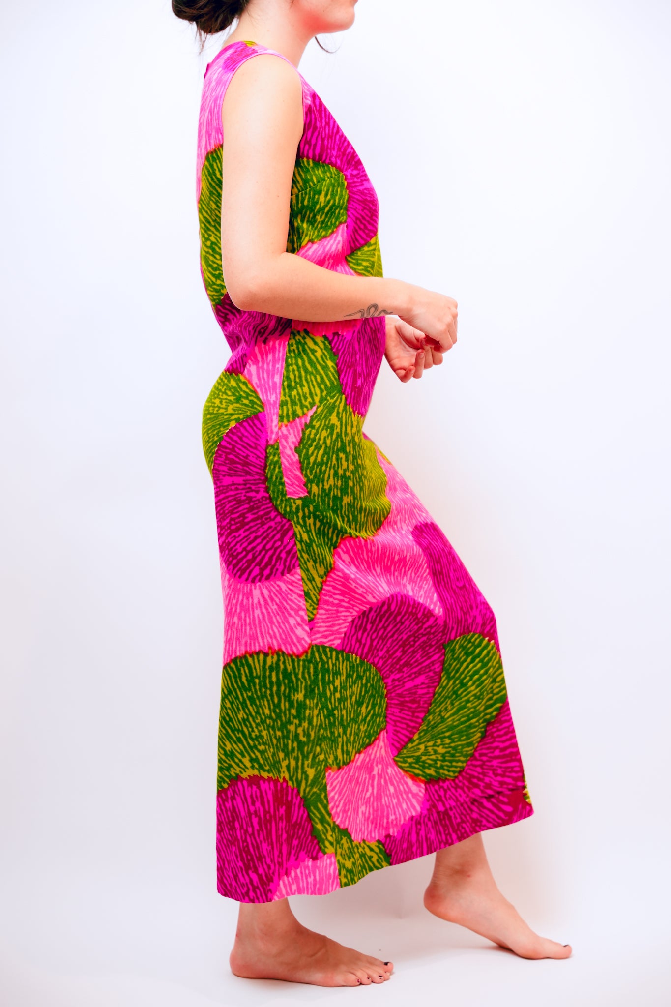 1970s Pink and Green Mu'umu'u