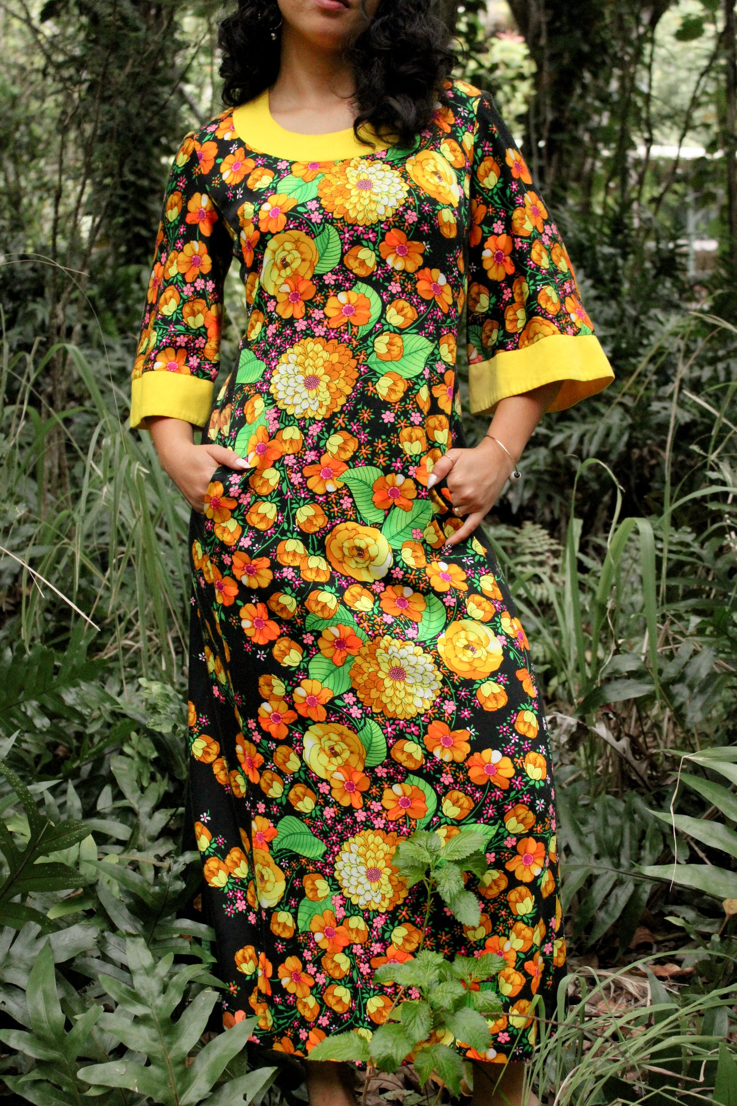1970's Yellow & Black Floral Muʻumuʻu