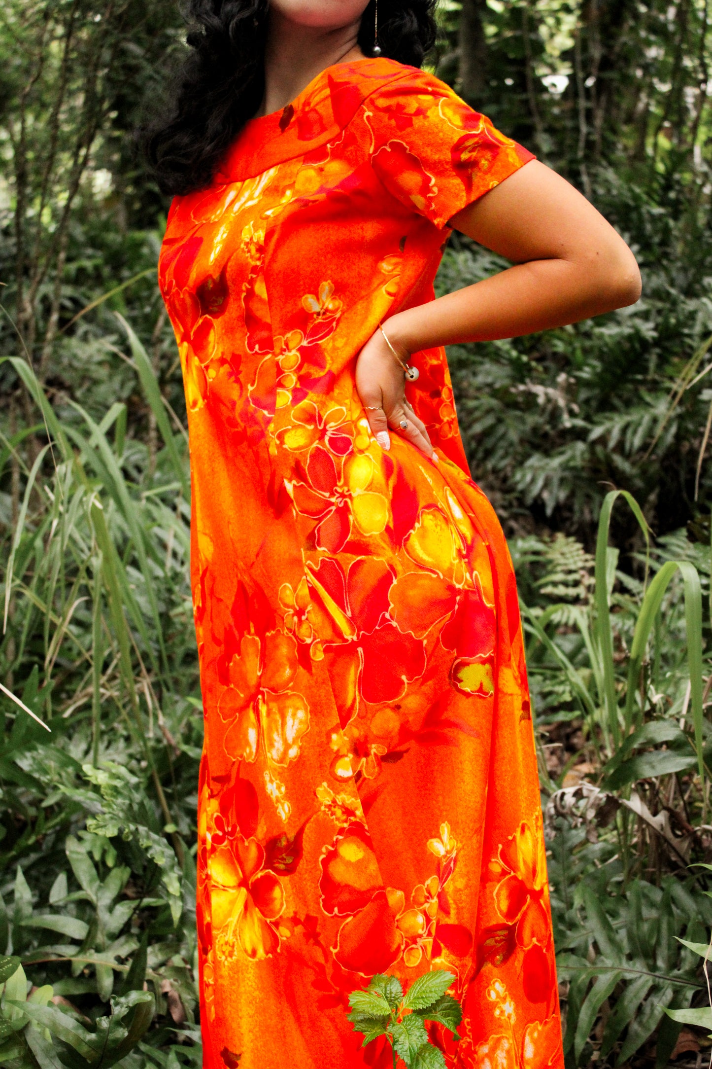 1970's Orange Hibiscus Muʻumuʻu