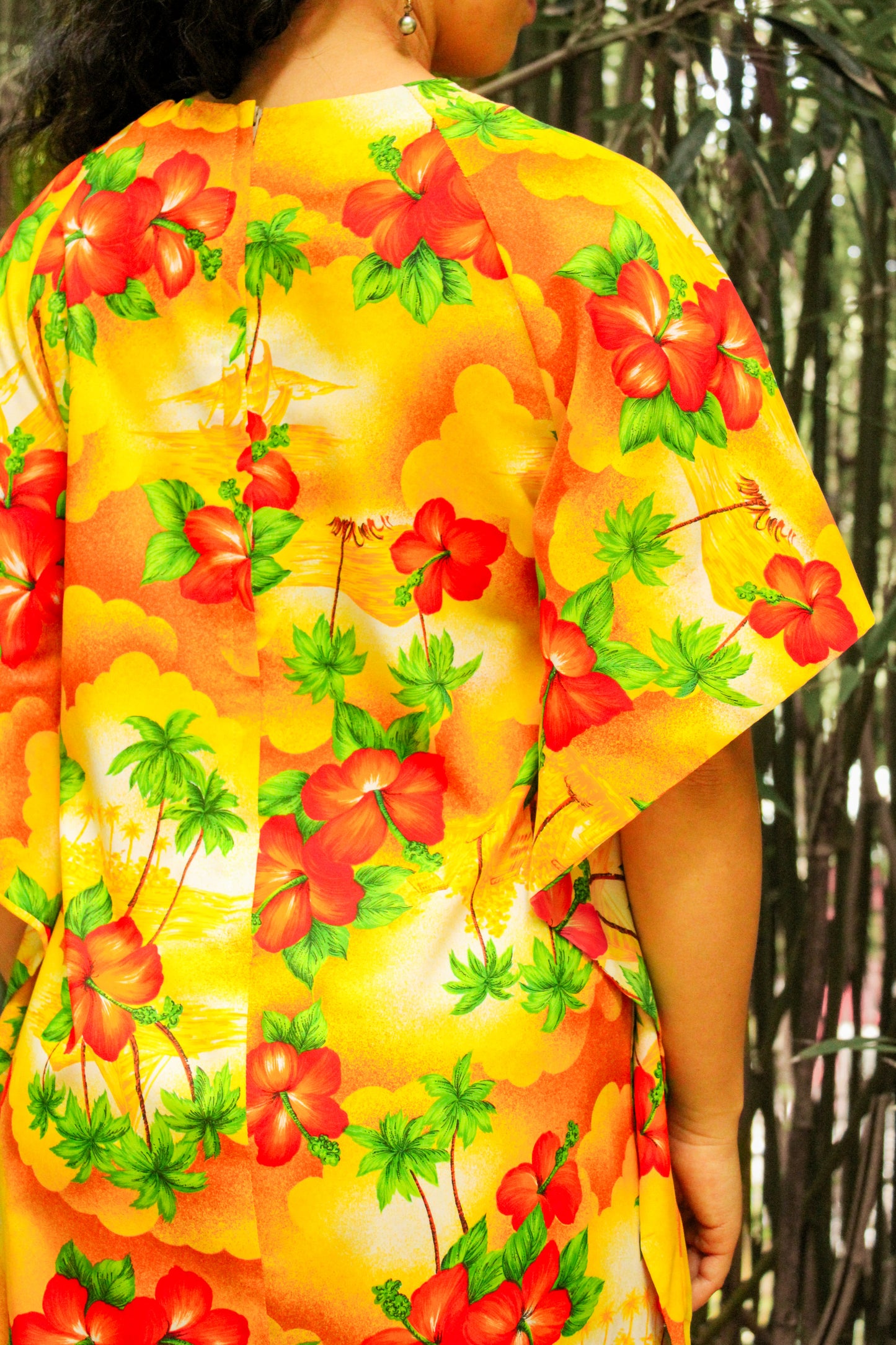 1960's Pake Style Muʻumuʻu