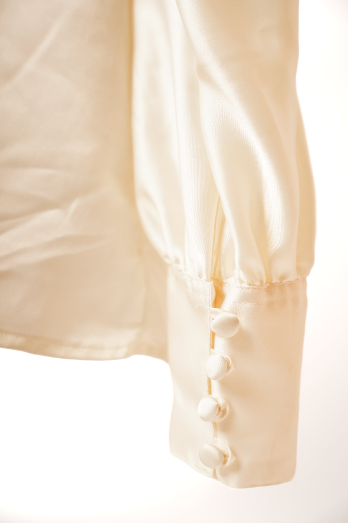 1980s Chaus Bow Blouse
