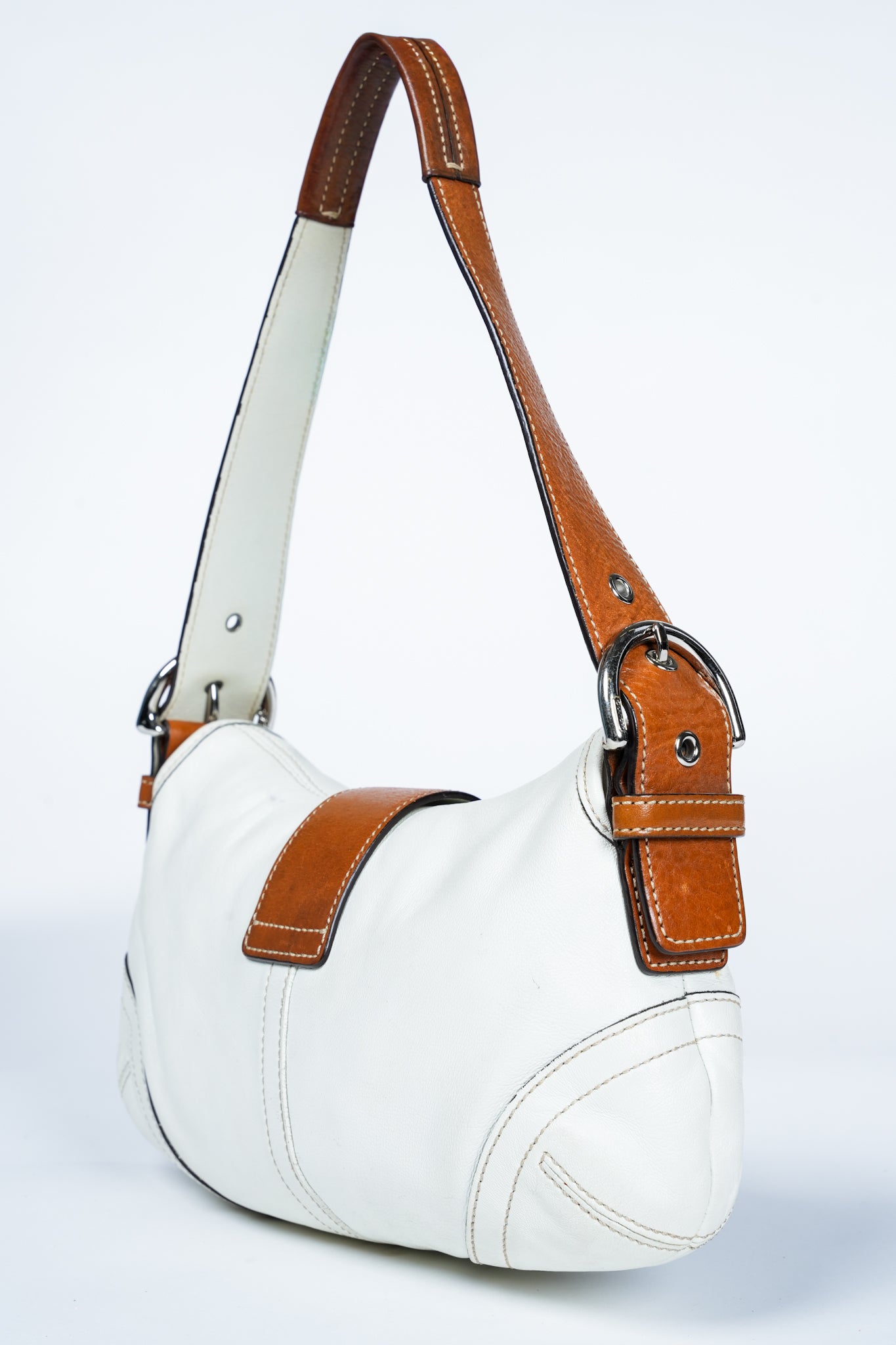 Coach Vintage 9247 Small Leather Saddle Soho Shoulder Bag