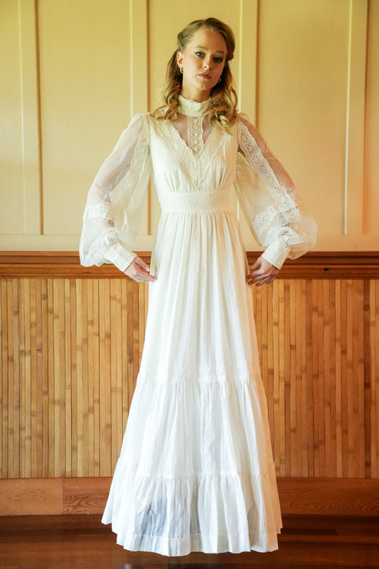 1970's Gunne Sax Victorian Style Sleeved Lace Wedding Dress