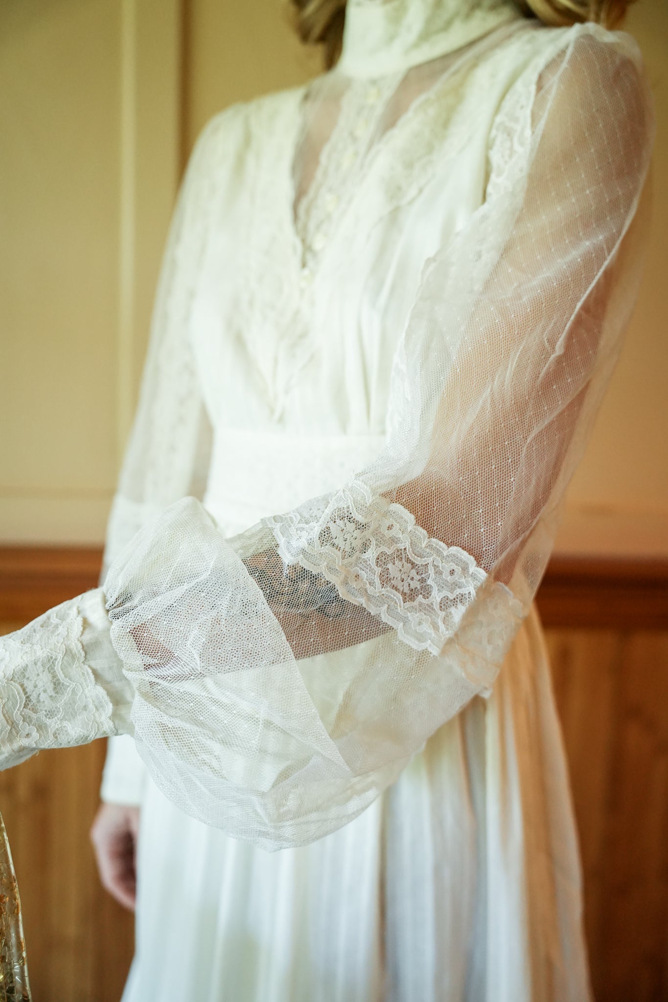 1970's Gunne Sax Victorian Style Sleeved Lace Wedding Dress