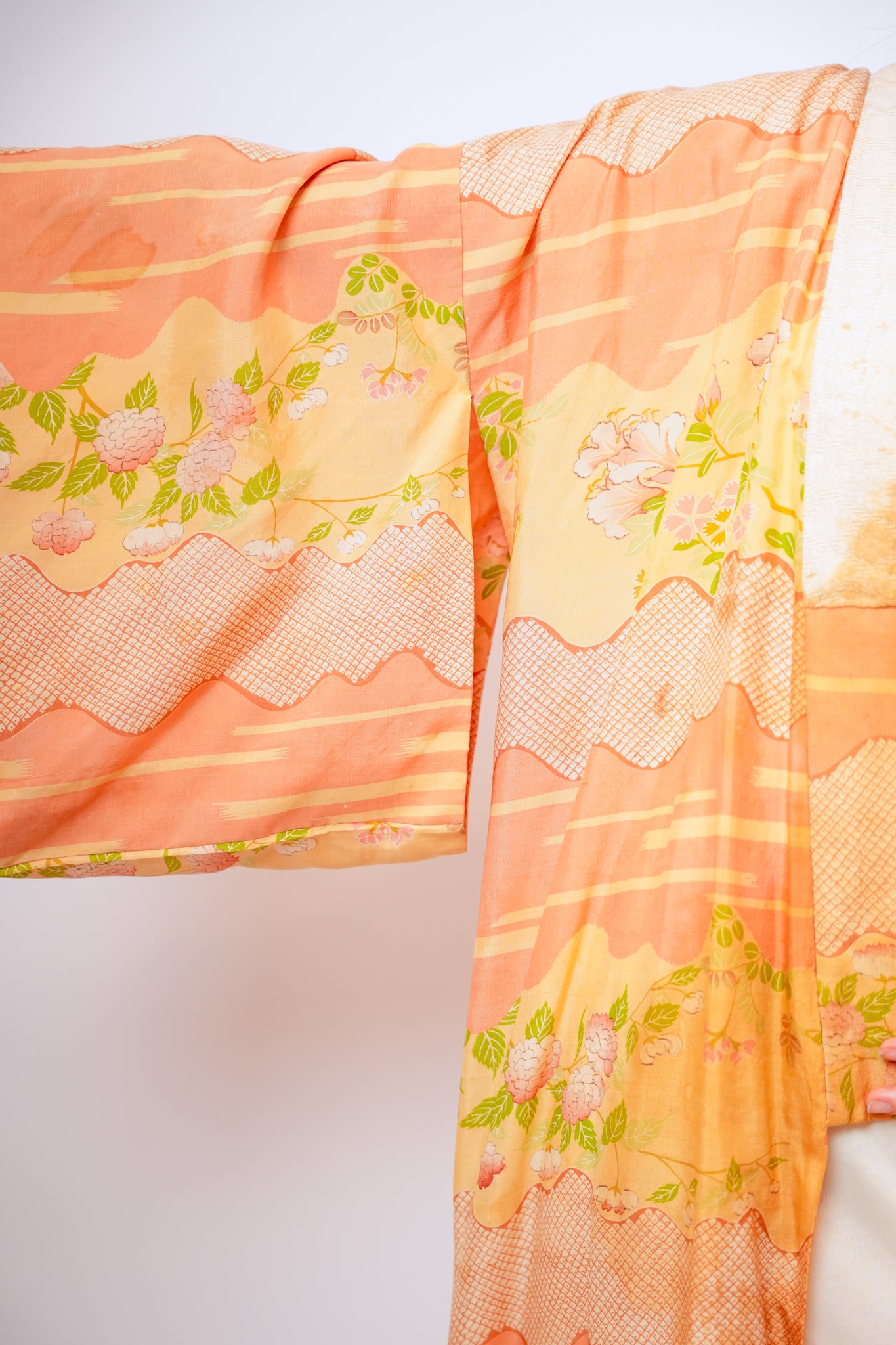 Vintage Earthy Midi Kimono