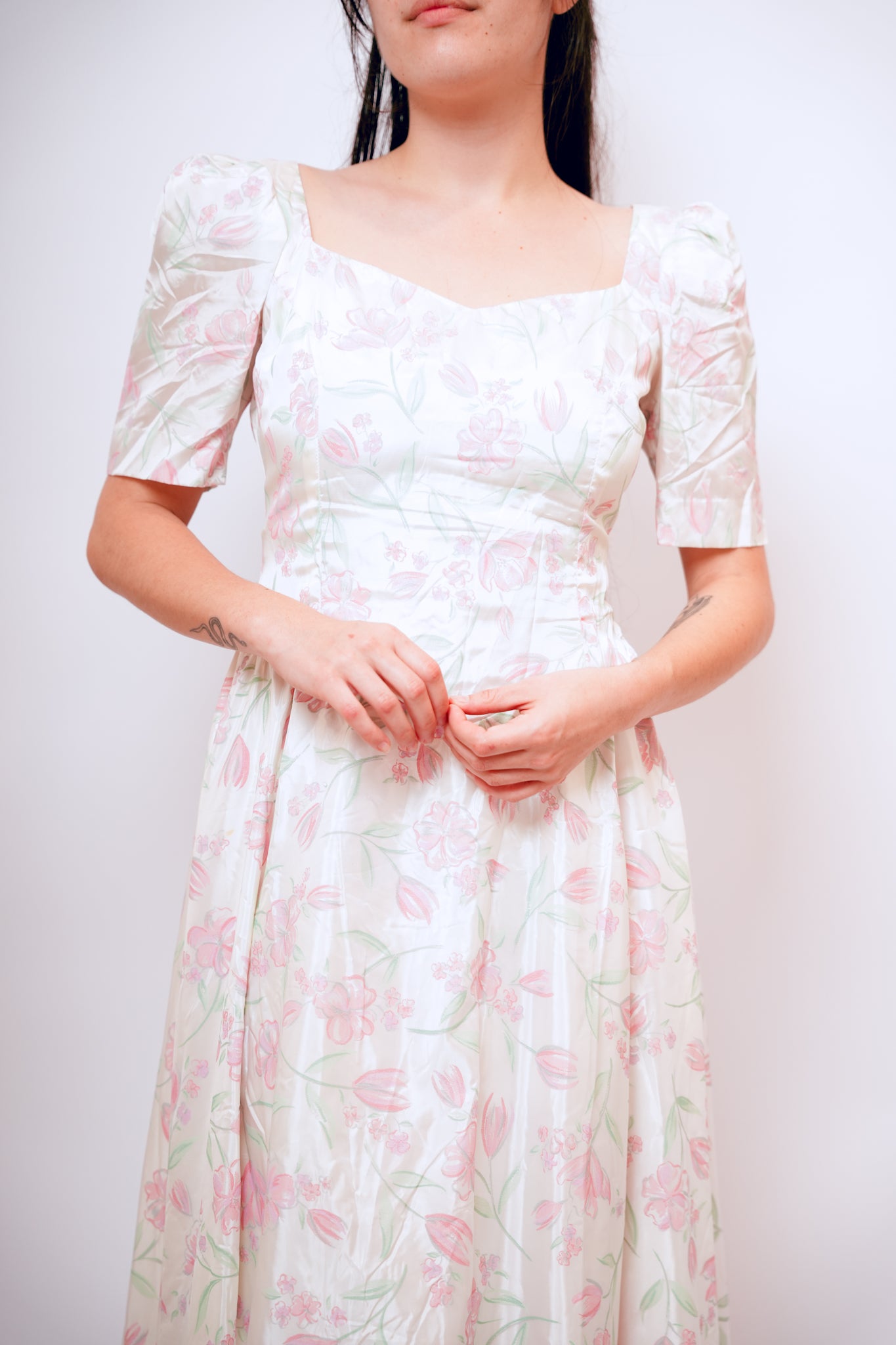 1980s Handmade White Floral Bow Gown
