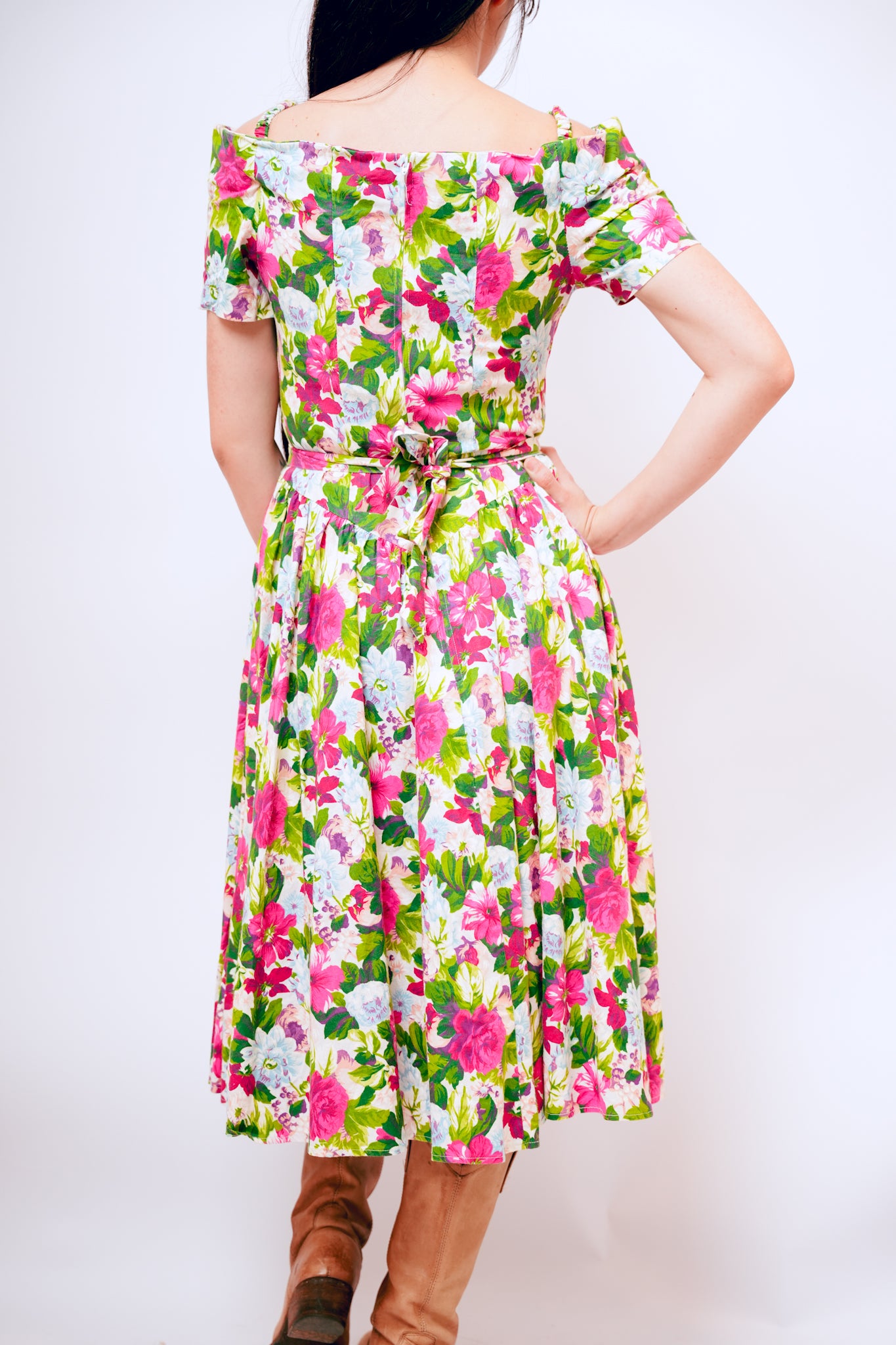 1980s Expo Off the Shoulder Dress