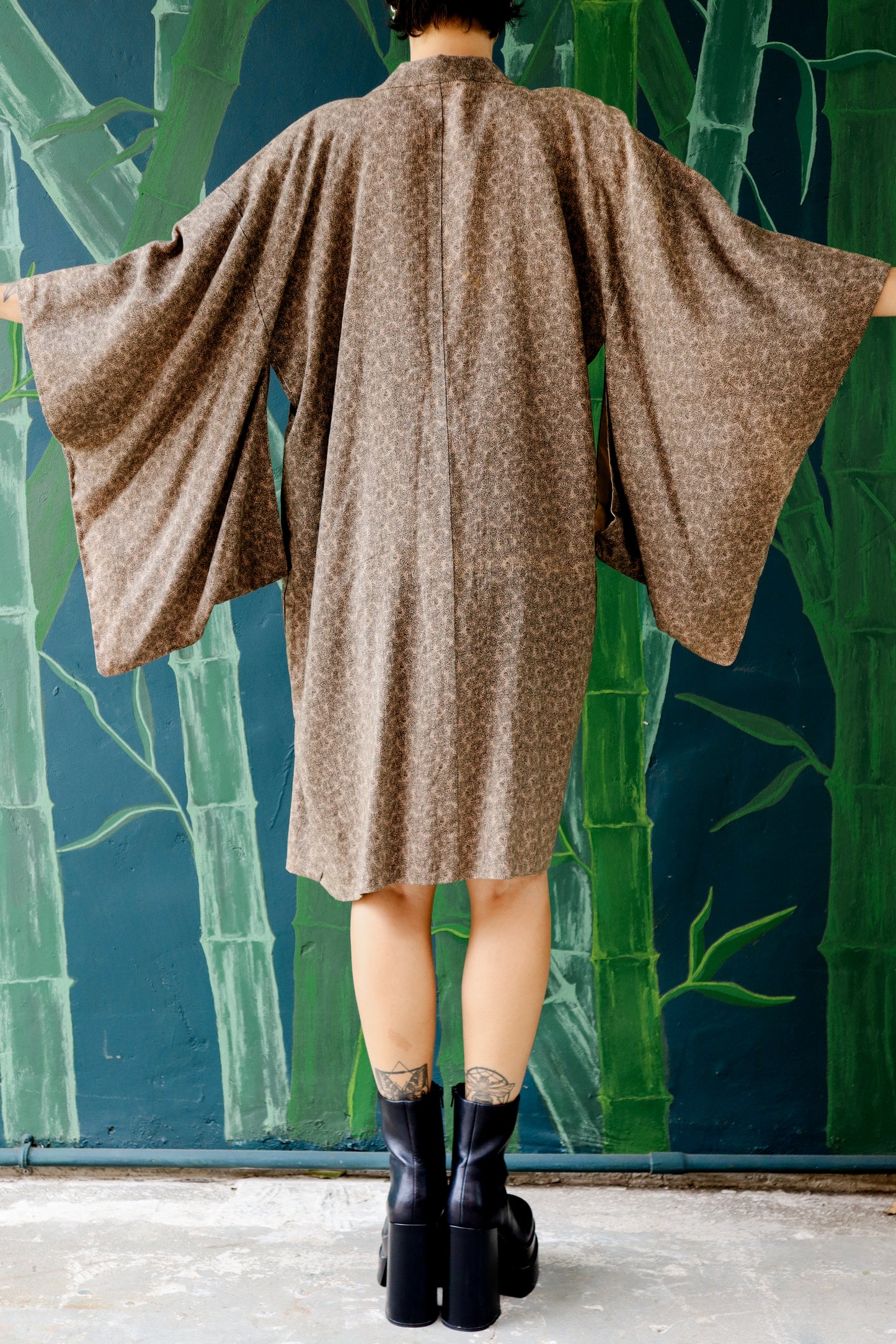 Vintage Brown and Black Short Kimono