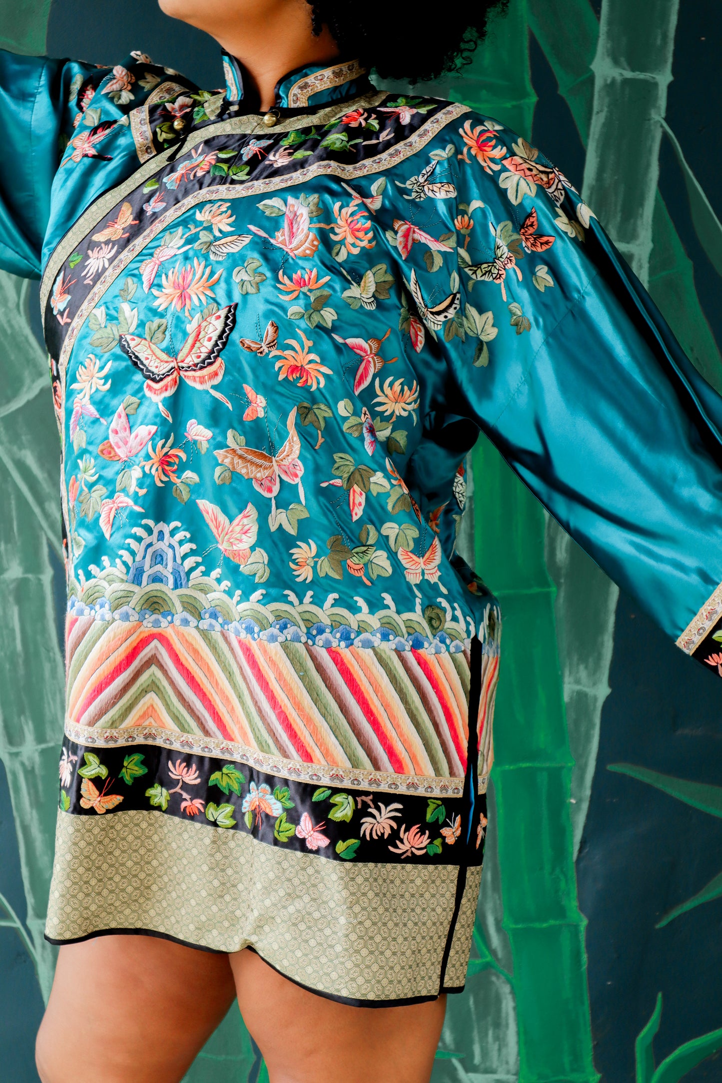 Vintage Blue Embroidered Mini Qipao