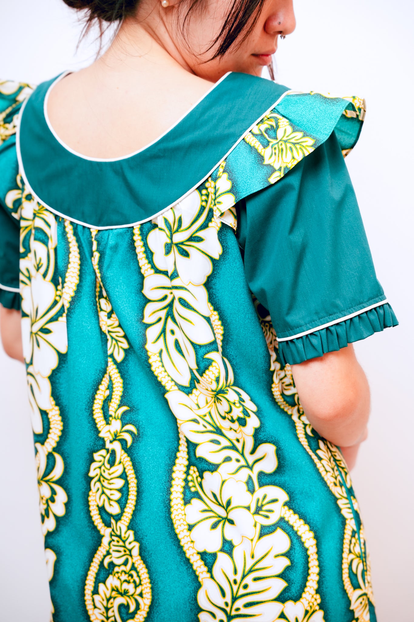 1970s Made in Hawaii Teal Mu'umu'u