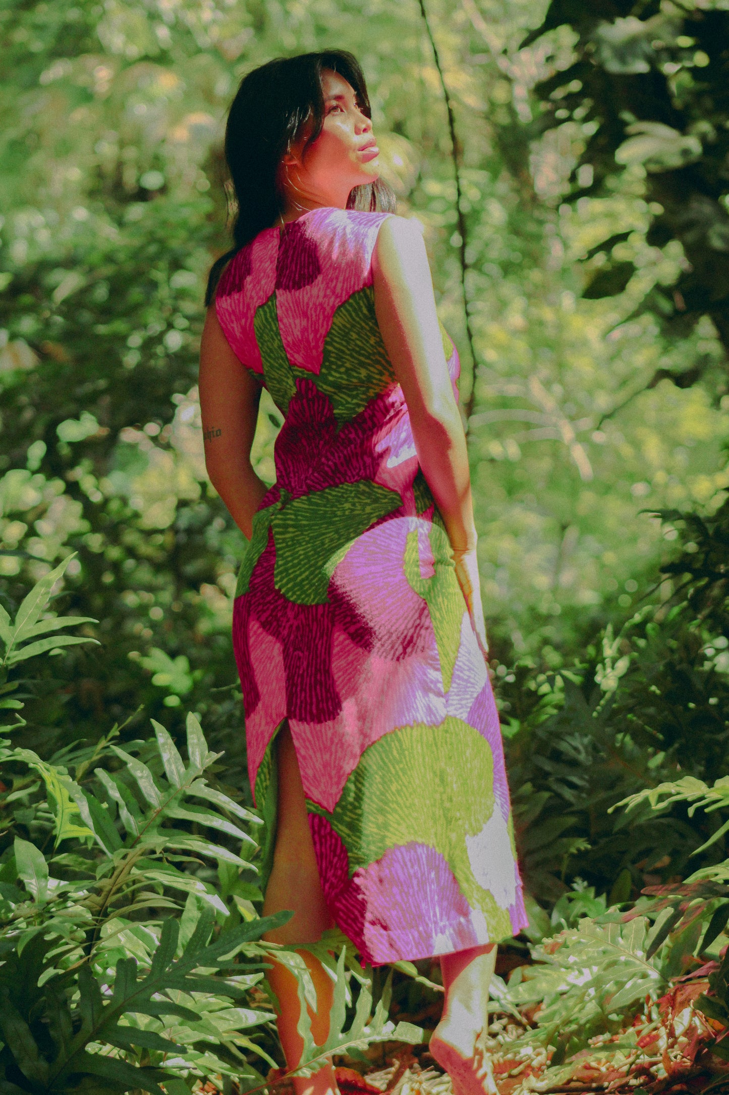 1970's Vibrant Printed Muʻumuʻu