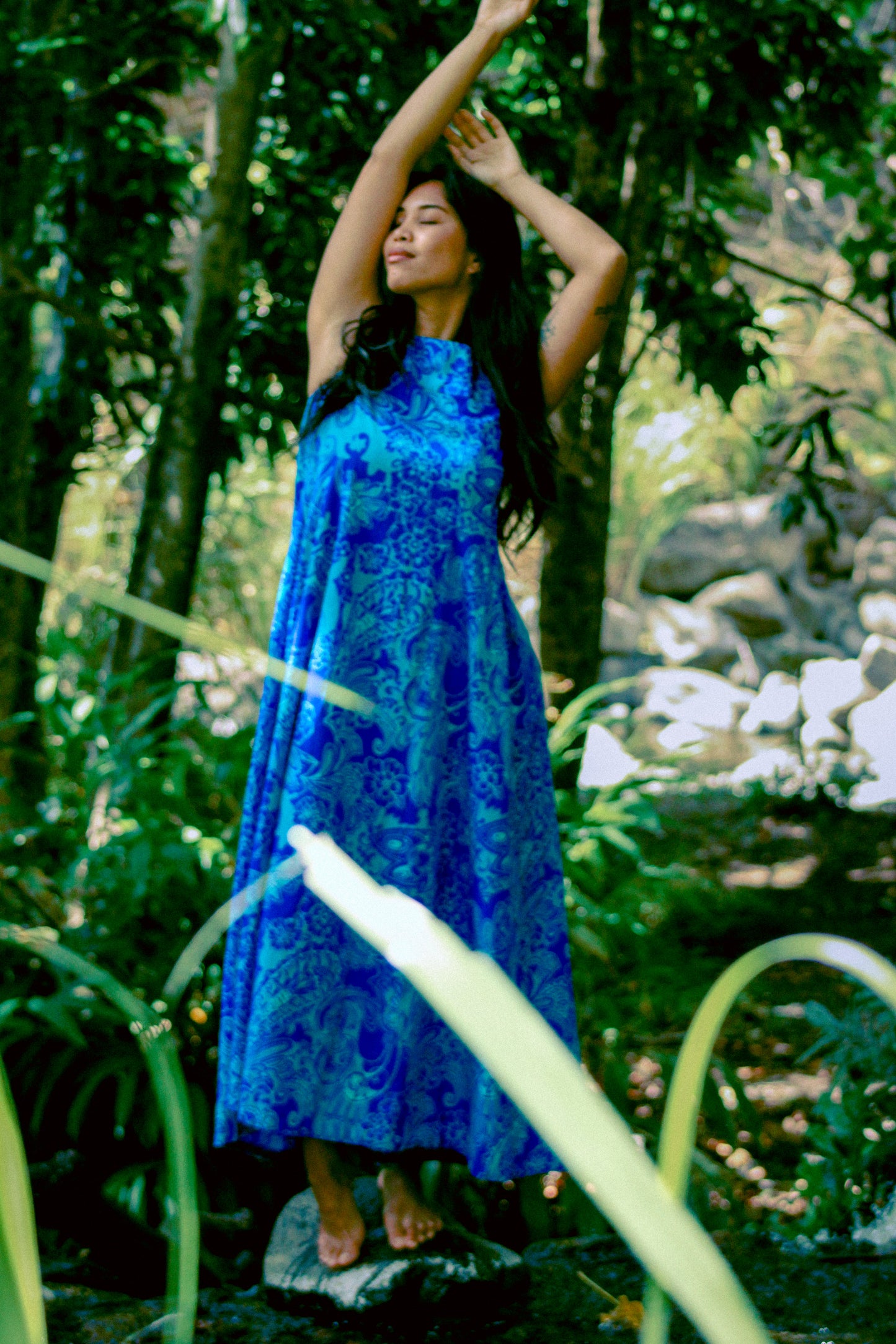 1970's Blue Hawaiian Paisley Muʻumuʻu