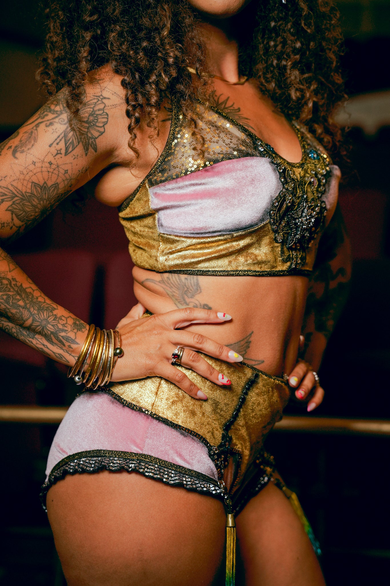 Hi Wire Custom Made Two Piece Set