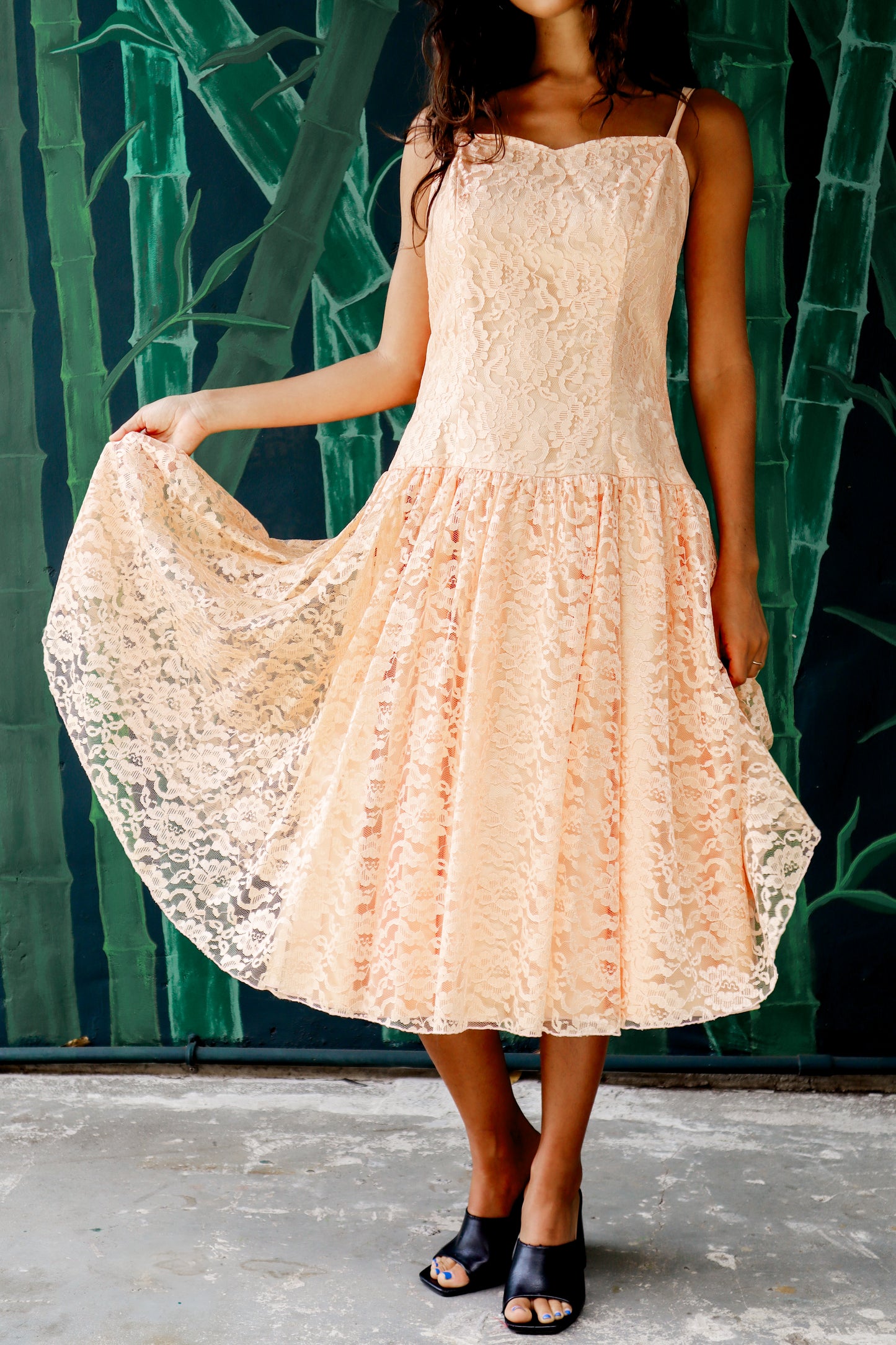1980's Peachy Lace Prom Dress