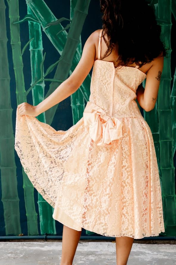 1980's Peachy Lace Prom Dress